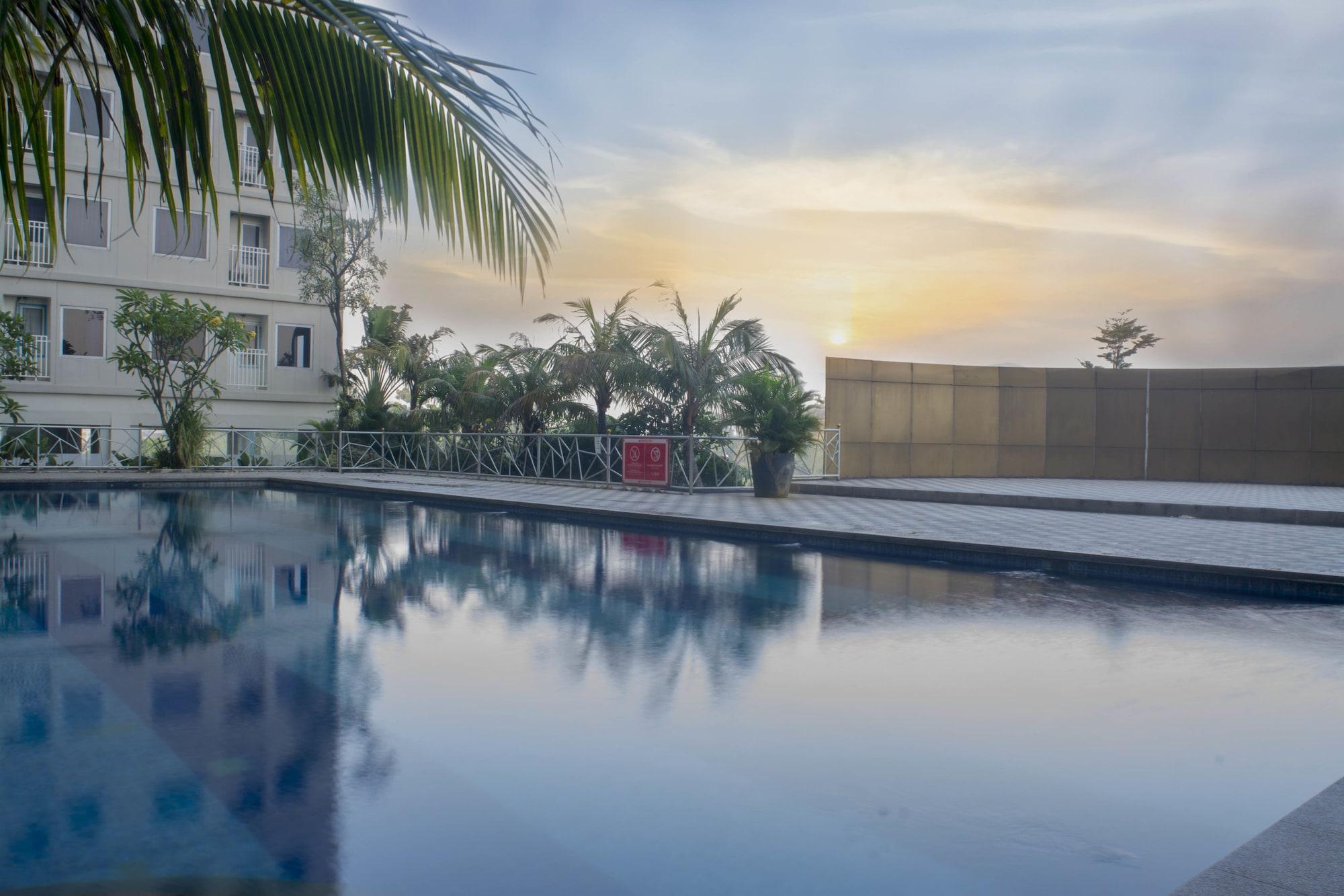 Hotel Titanium Express Homtel Jakarta Exterior foto