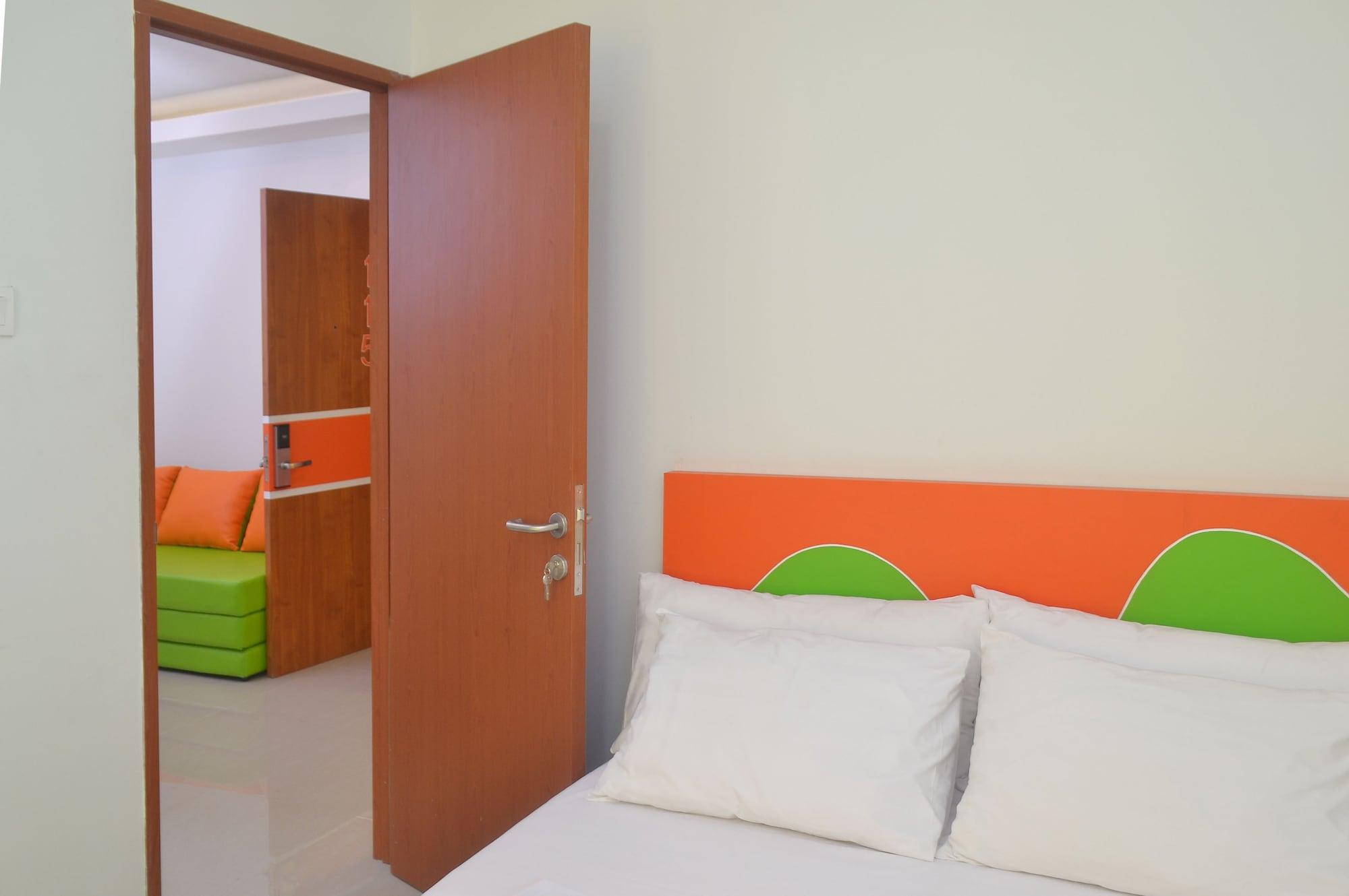 Hotel Titanium Express Homtel Jakarta Exterior foto