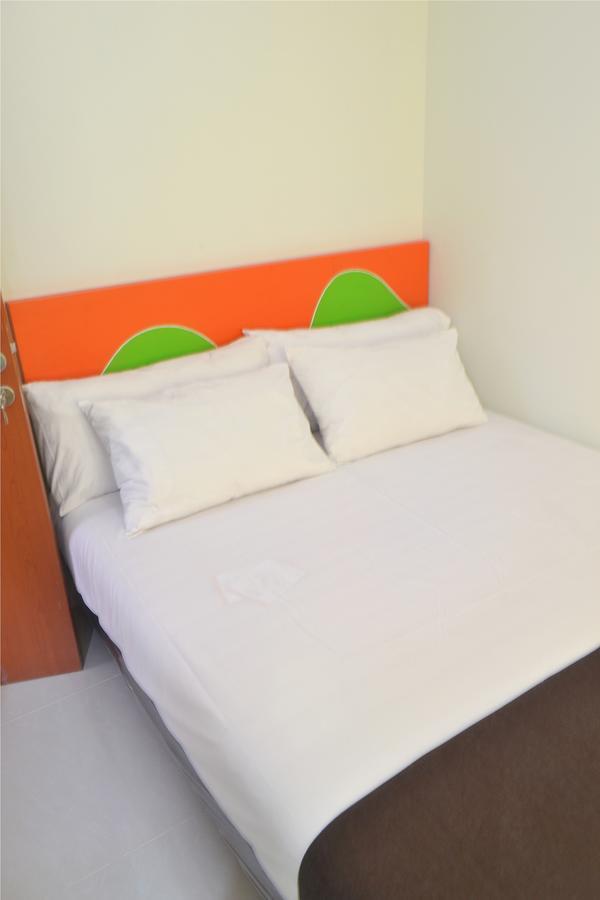 Hotel Titanium Express Homtel Jakarta Exterior foto
